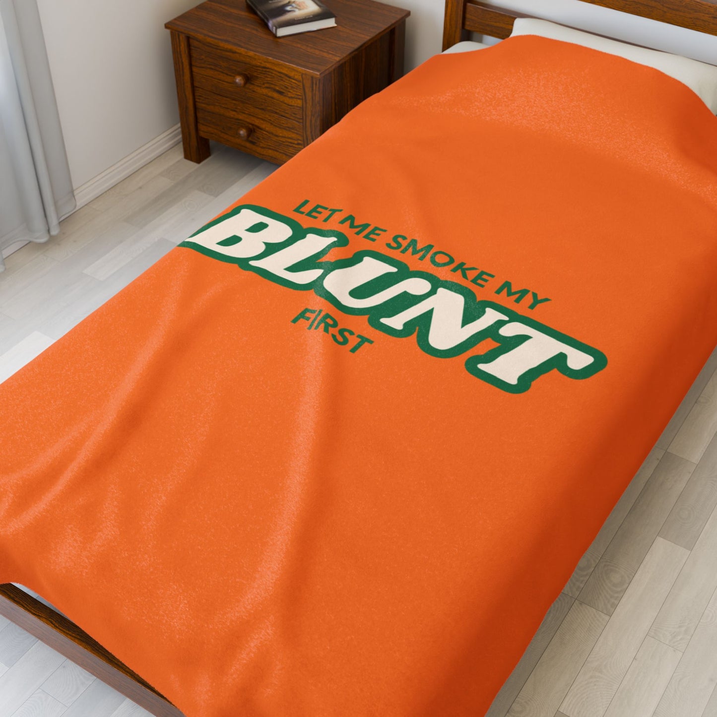 “Let Me Smoke” Cozy Plush Blanket : Crusta